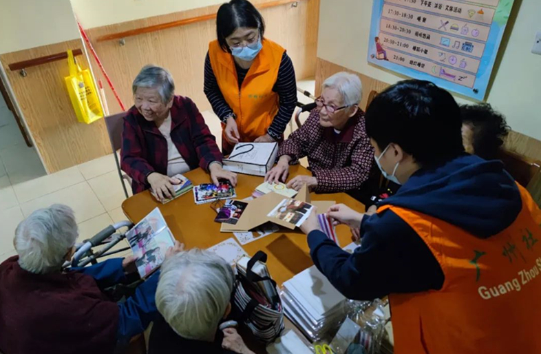 手工相册DIY活动4.jpg