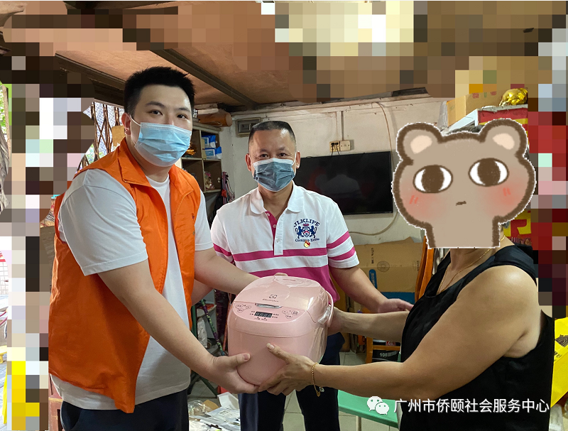 情暖中秋 | 六榕街东风社工站联合爱心企业开展“关爱长者健康，守护幸福生活”慰问活动(图2)